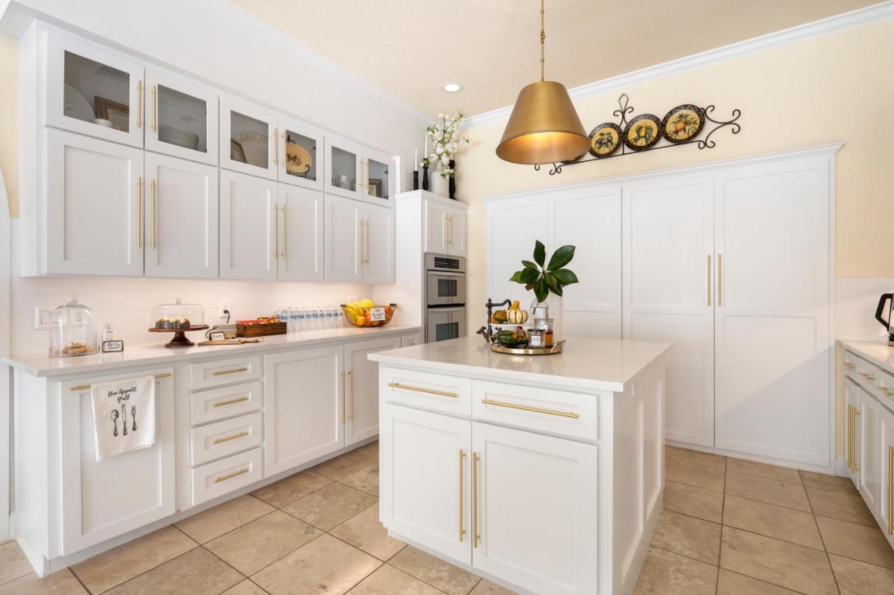 The Plantation House Boutique Inn Pflugerville Εξωτερικό φωτογραφία