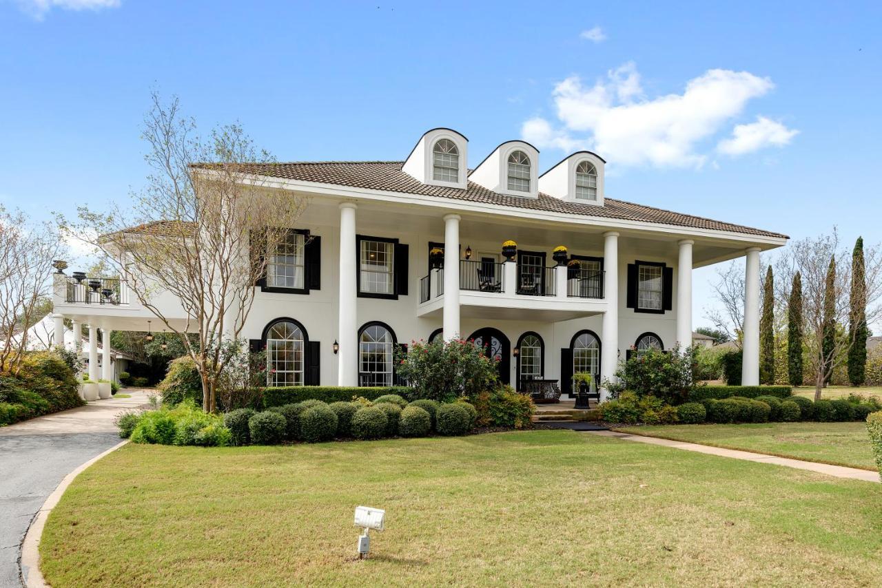 The Plantation House Boutique Inn Pflugerville Εξωτερικό φωτογραφία